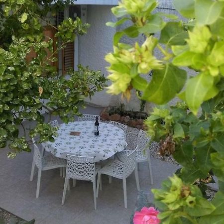 Apartman Restovic 볼 외부 사진