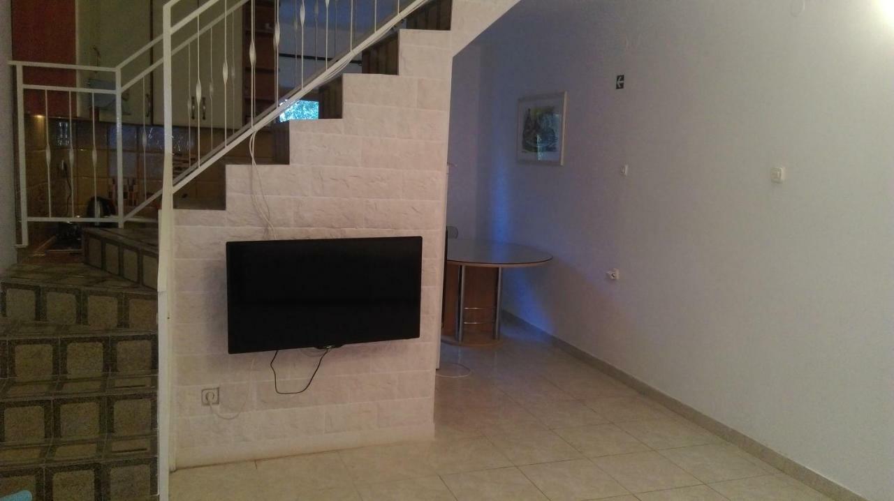 Apartman Restovic 볼 외부 사진