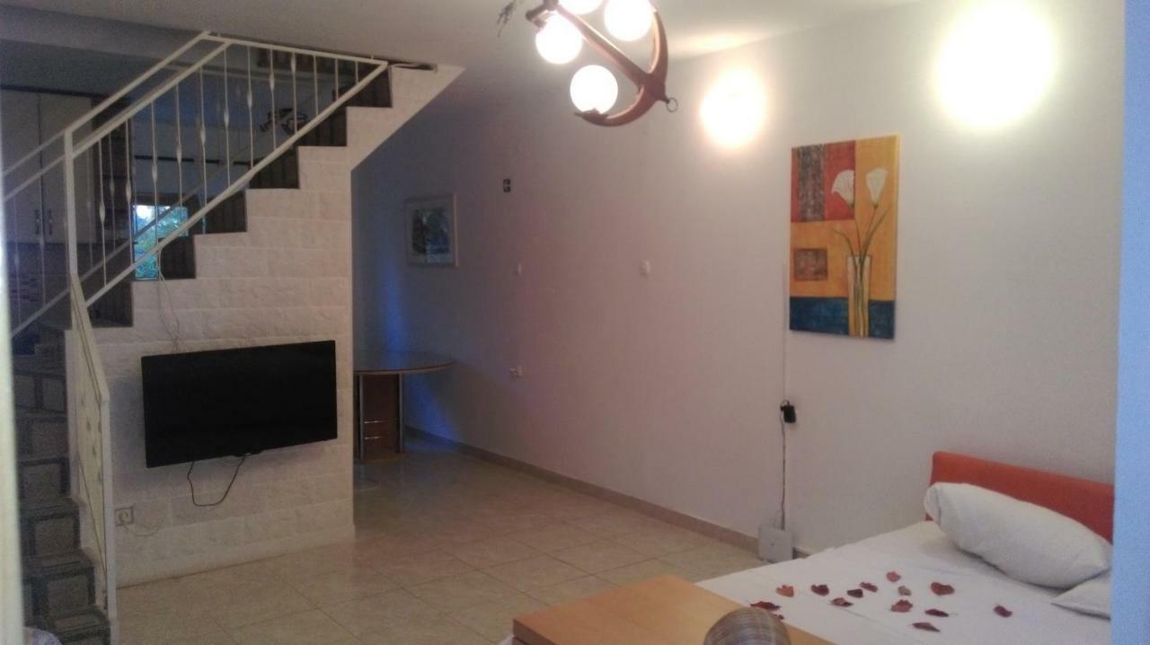 Apartman Restovic 볼 외부 사진