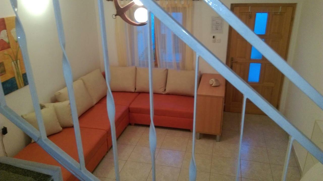 Apartman Restovic 볼 외부 사진