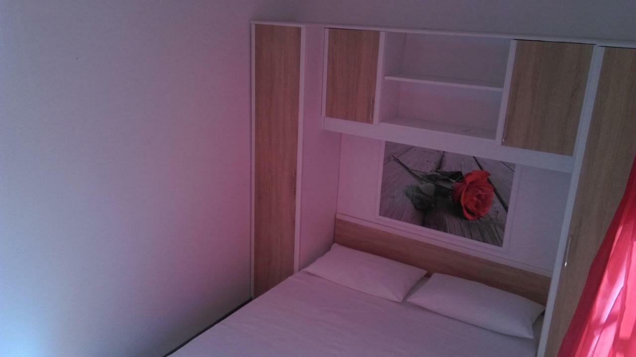 Apartman Restovic 볼 외부 사진